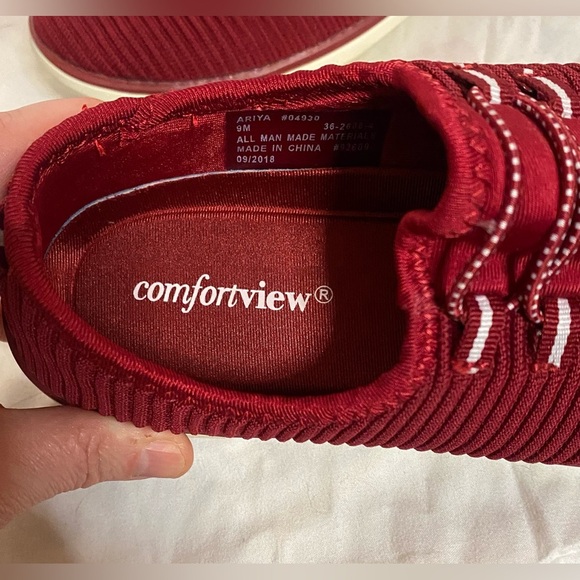 Comfortview Women's CV Sport Ariya Slip On Sneaker Crimson Size 9M - Picture 4 of 6